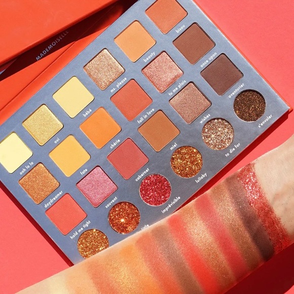Other - Kara Beauty Palette